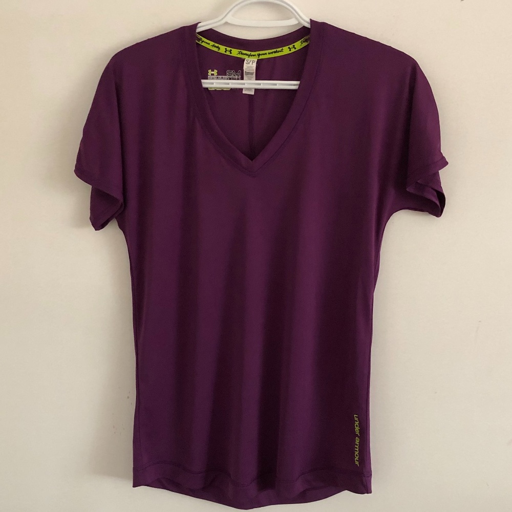 EUC Under Armour T Shirt